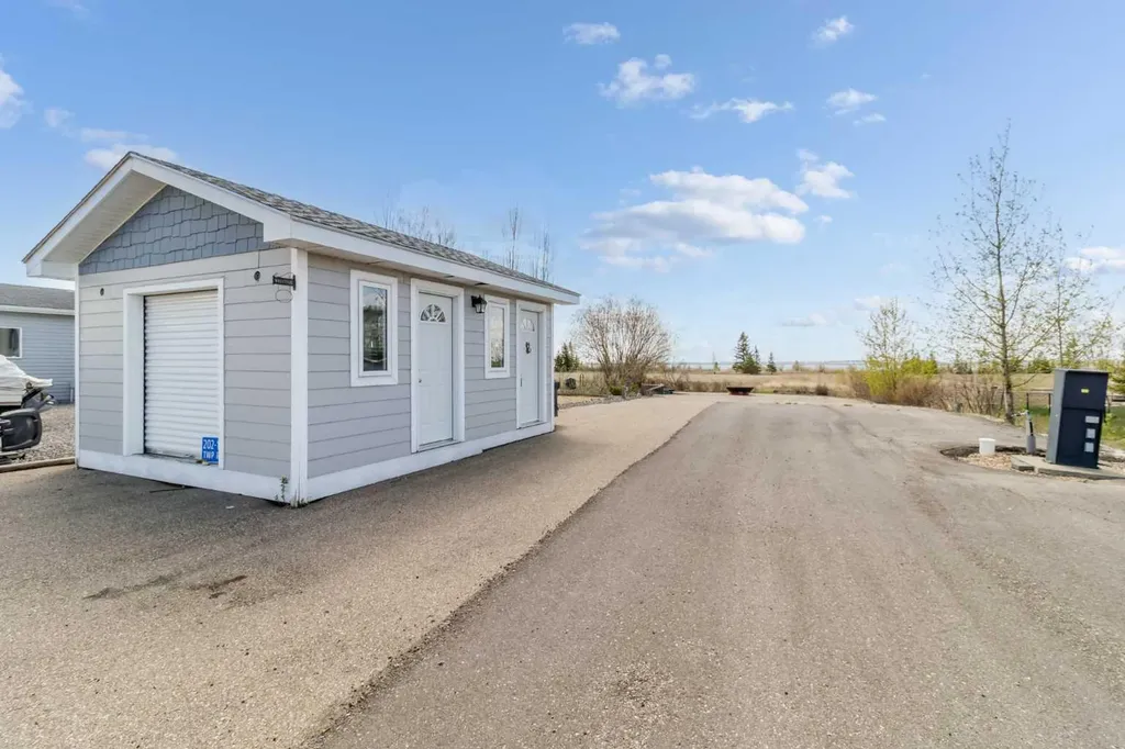 202A 10046 Township Road Rural Ponoka County AB T0C 2J0