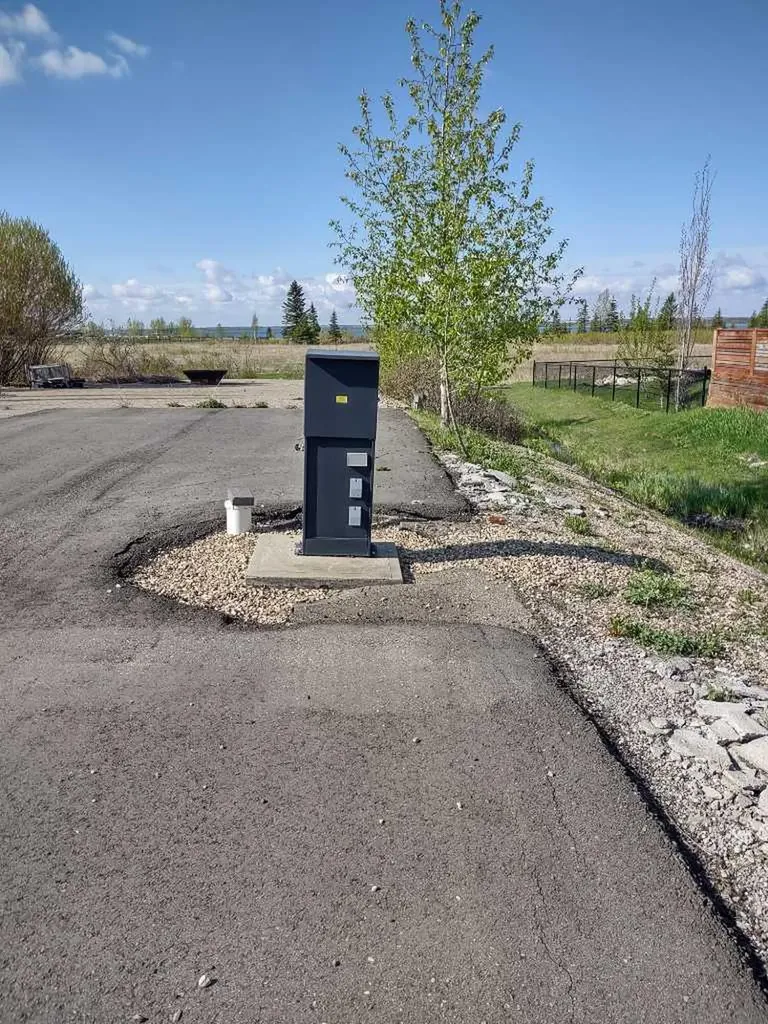 202A 10046 Township Road Rural Ponoka County AB T0C 2J0