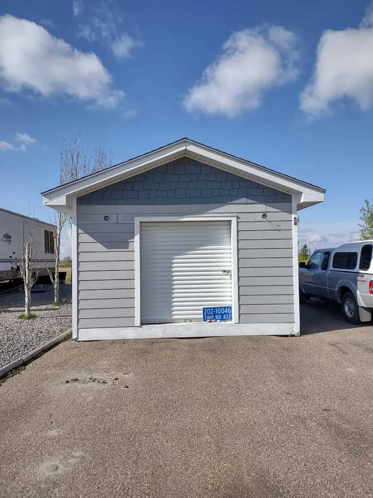 202A 10046 Township Road Rural Ponoka County AB T0C 2J0