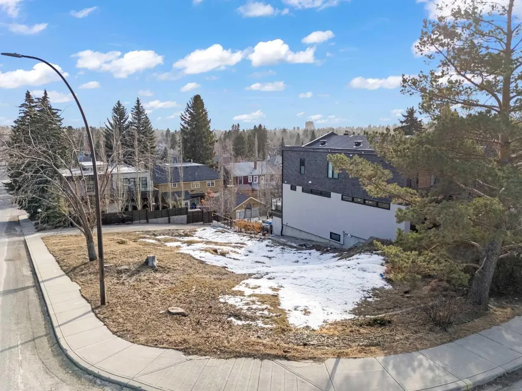 3802 8a Street SW Calgary AB T2T 3B5