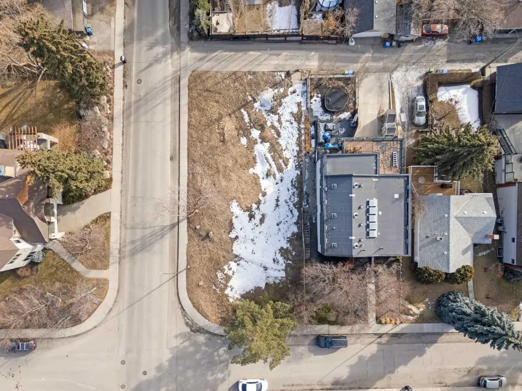 3802 8a Street SW Calgary AB T2T 3B5