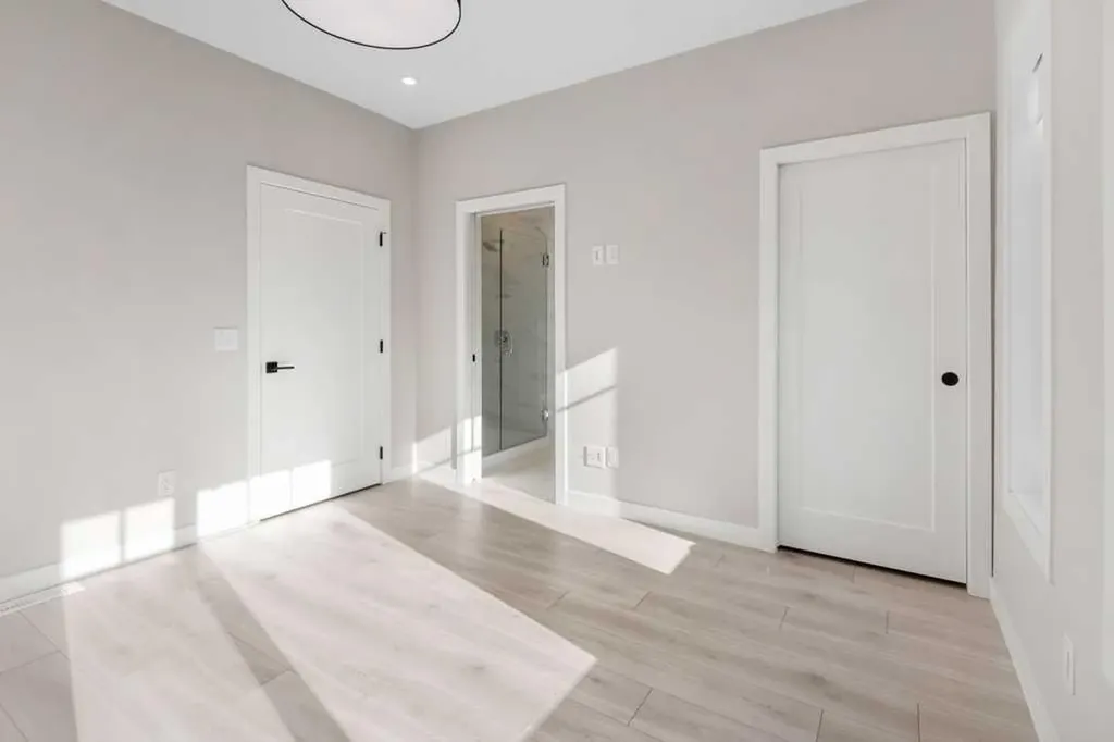 8155 8 Avenue SW Calgary AB T3H 6B1