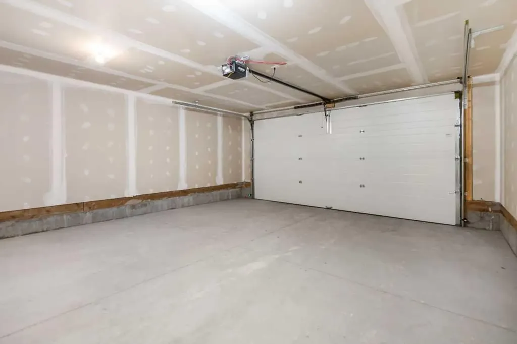 8155 8 Avenue SW Calgary AB T3H 6B1