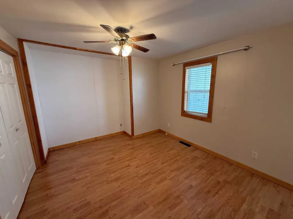152 Sherwood Drive Hinton AB T7V 1P6