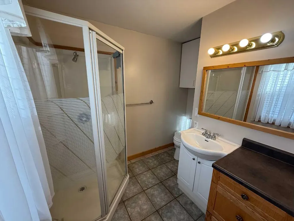 152 Sherwood Drive Hinton AB T7V 1P6