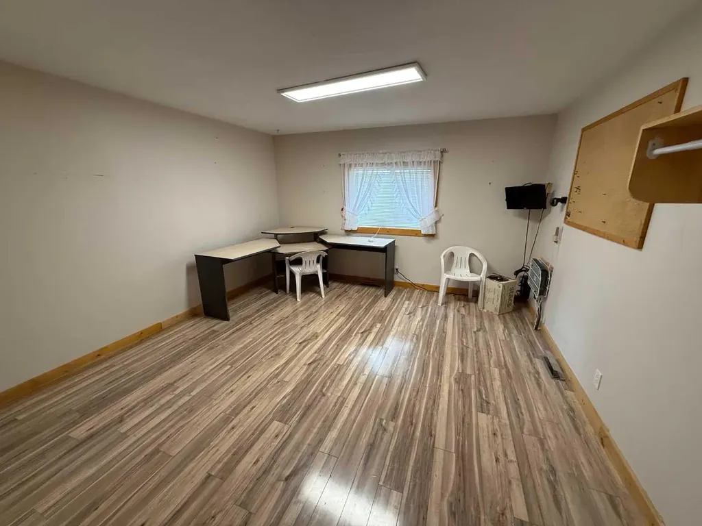 152 Sherwood Drive Hinton AB T7V 1P6