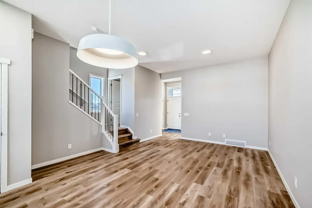 77 Mercado Landing SE Calgary AB T3M 4C4