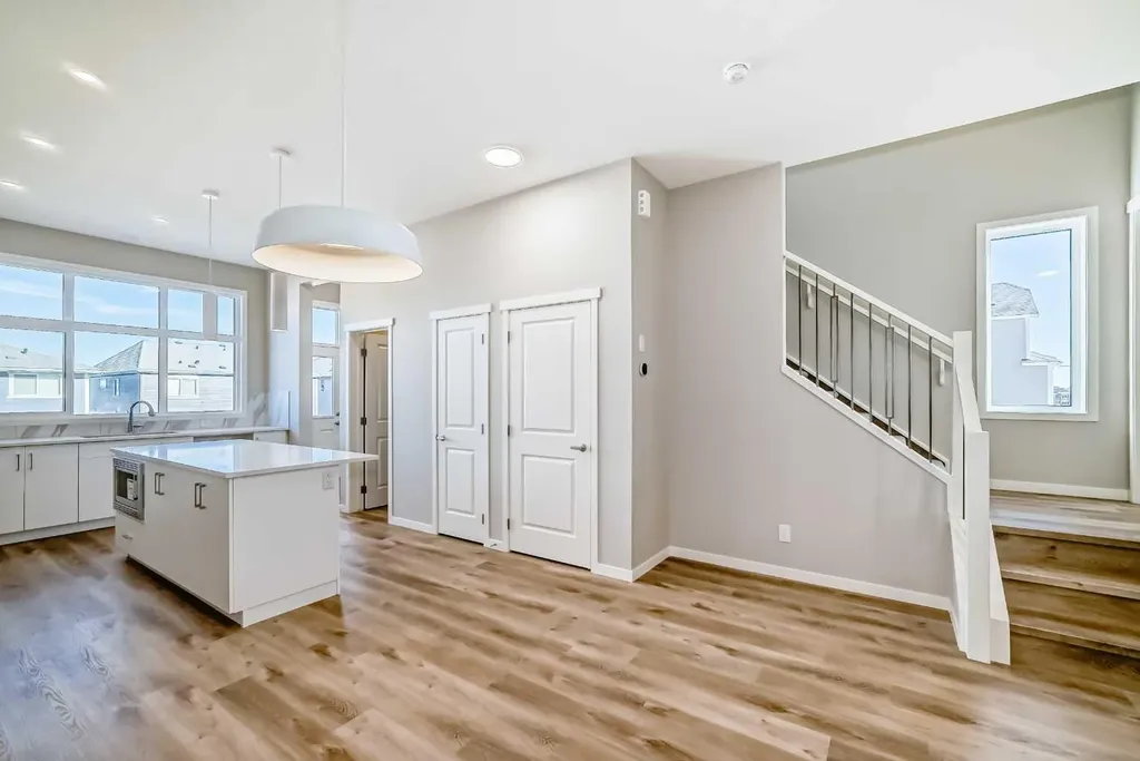 77 Mercado Landing SE Calgary AB T3M 4C4