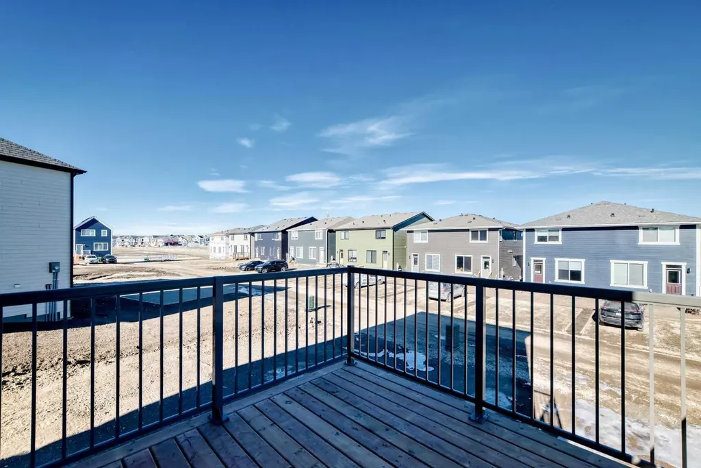 77 Mercado Landing SE Calgary AB T3M 4C4