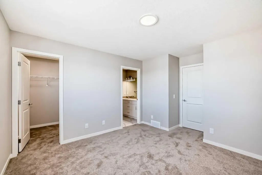 77 Mercado Landing SE Calgary AB T3M 4C4