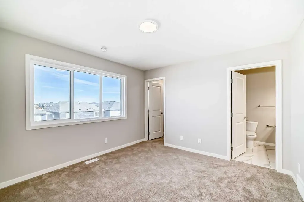 77 Mercado Landing SE Calgary AB T3M 4C4
