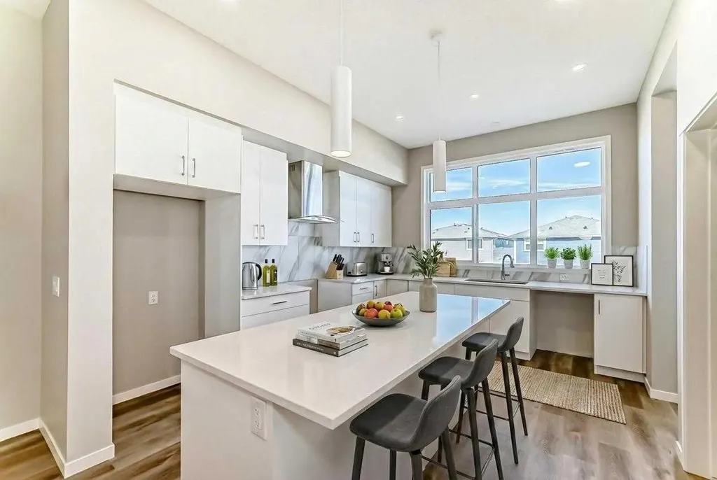 77 Mercado Landing SE Calgary AB T3M 4C4