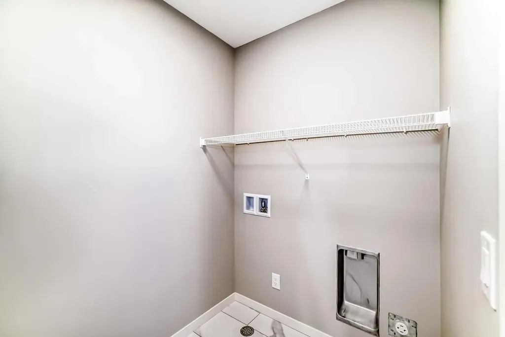 77 Mercado Landing SE Calgary AB T3M 4C4