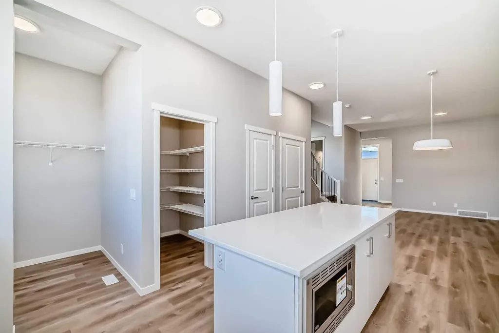77 Mercado Landing SE Calgary AB T3M 4C4