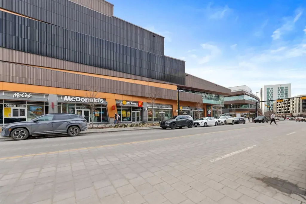 3932 University Avenue NW Calgary AB T3B 6P6