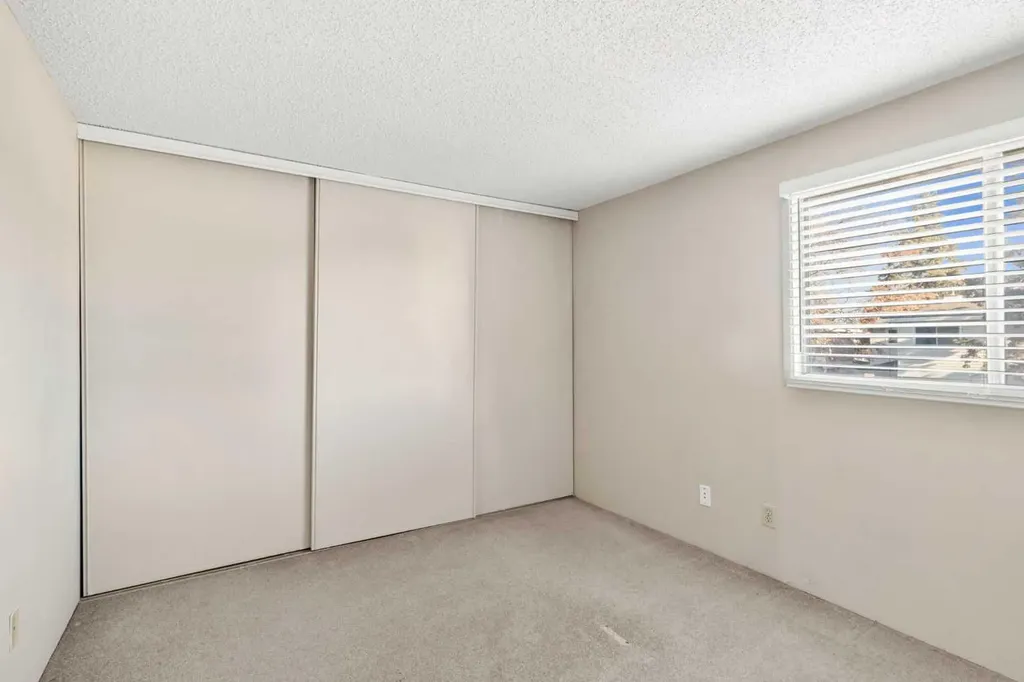 1155 Falconridge Drive NE Calgary AB T3J 1E1