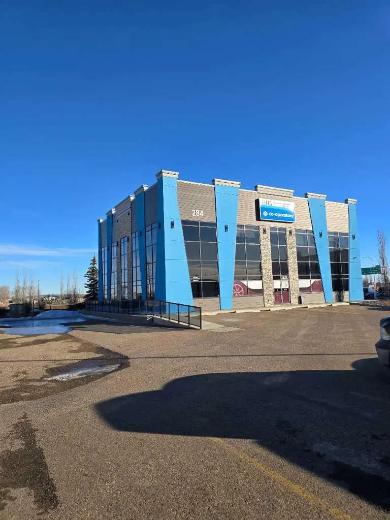 284 Burnt Park Drive Rural Red Deer County AB T4S 0K7