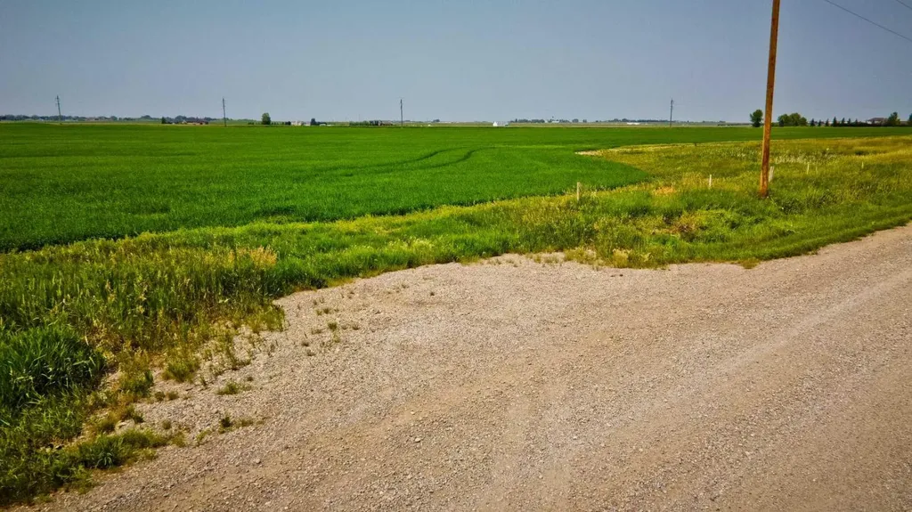Range Road 275 Rural Rocky View County AB T2P 2G7