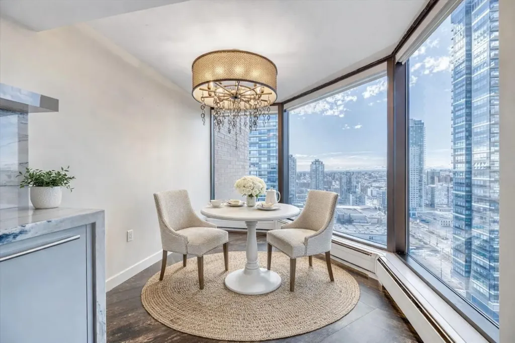 1100 8 Avenue SW Calgary AB T2P 3T9