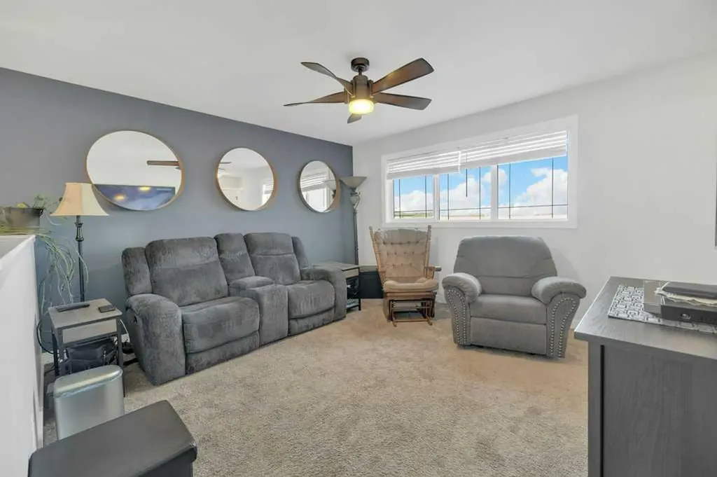 5705 63 Avenue Ponoka AB T4J 0B2