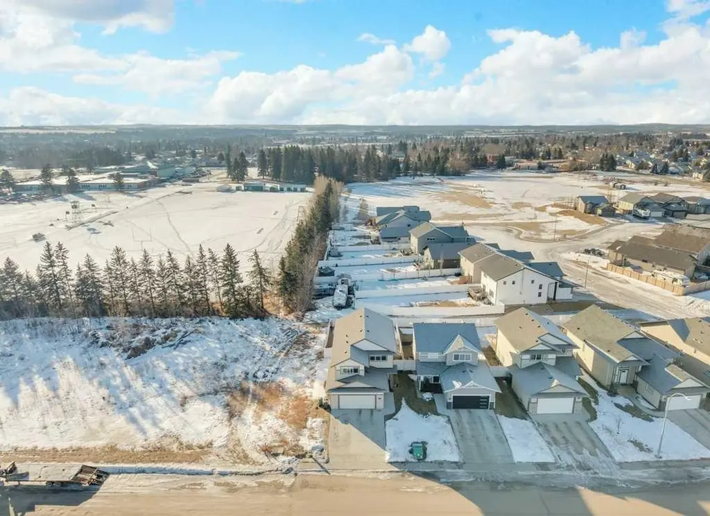 5705 63 Avenue Ponoka AB T4J 0B2
