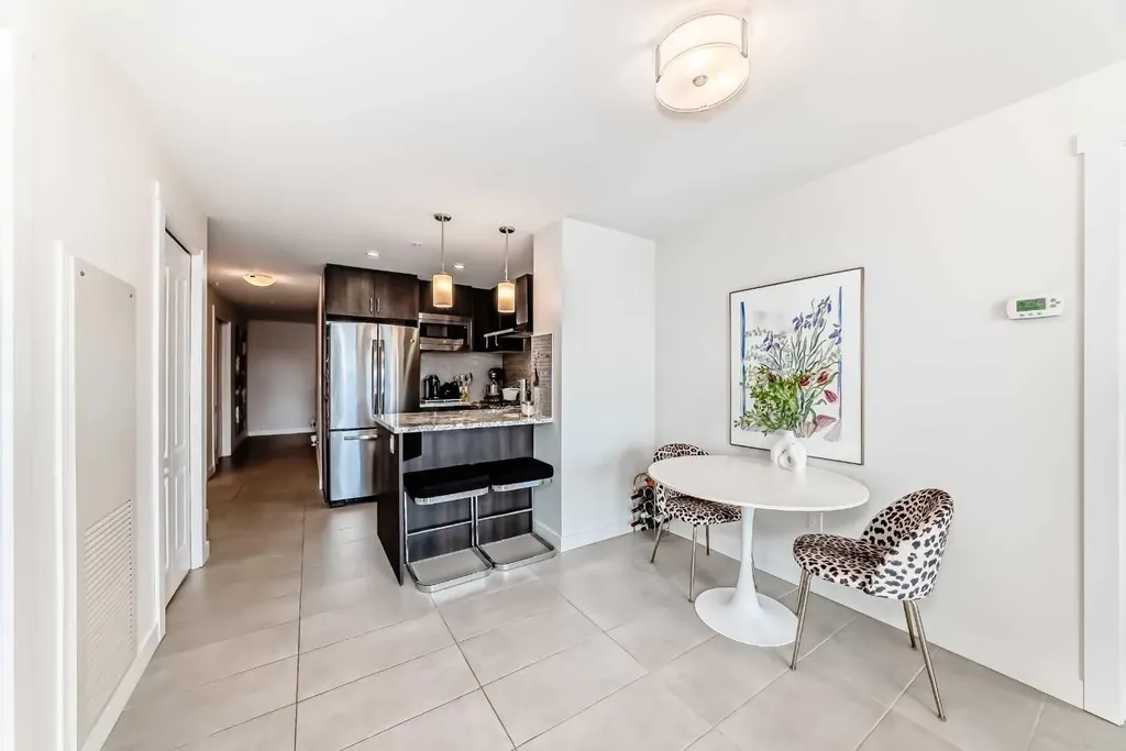 303 13 Avenue SW Calgary AB T2R0Y9