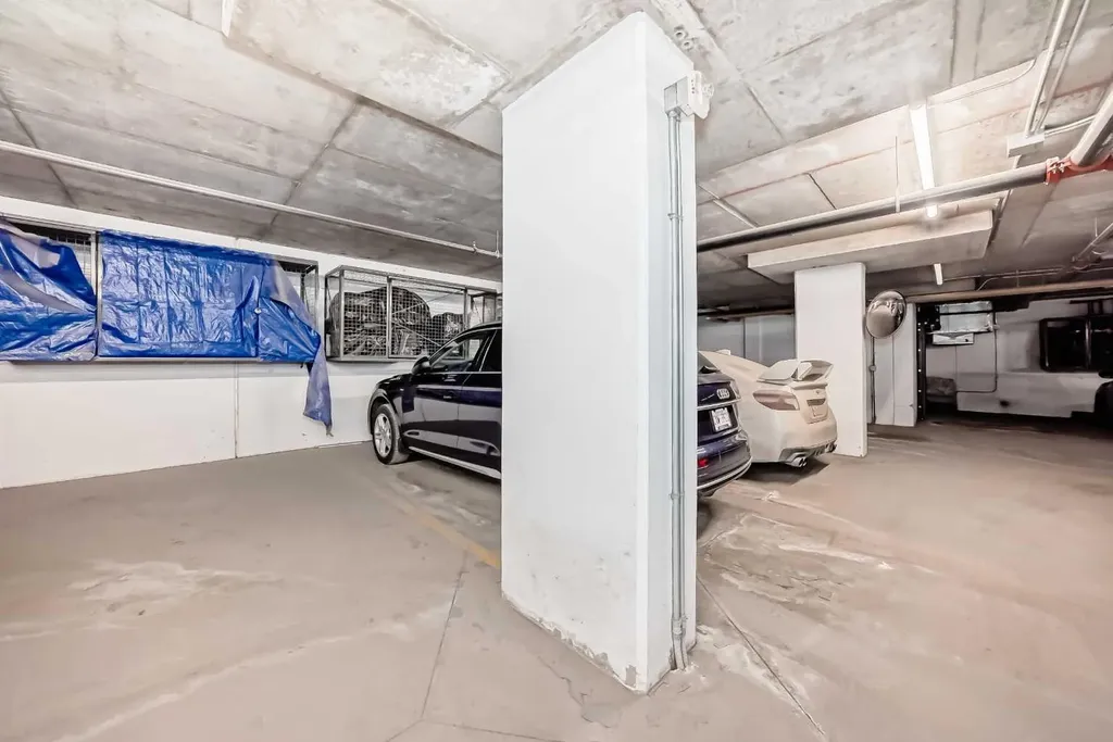 303 13 Avenue SW Calgary AB T2R0Y9