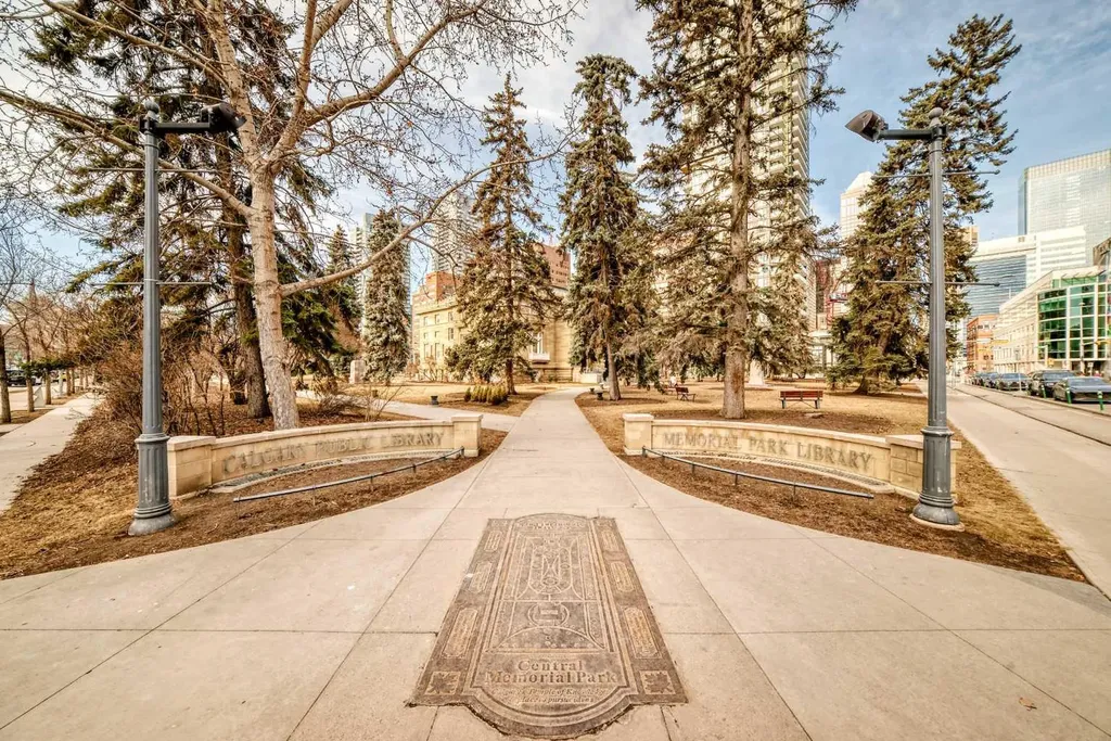 303 13 Avenue SW Calgary AB T2R0Y9