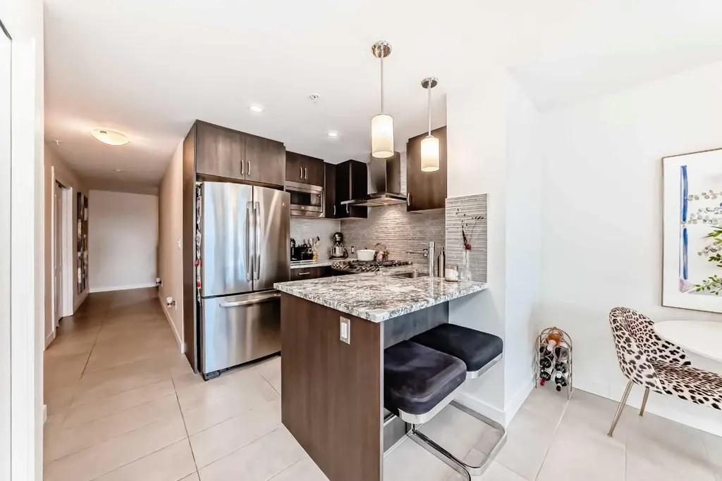 303 13 Avenue SW Calgary AB T2R0Y9