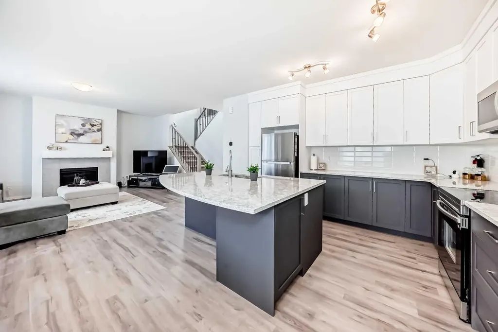 26 Carringwood Street NW Calgary AB T3P 2A8