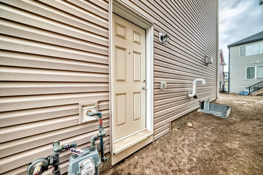 26 Carringwood Street NW Calgary AB T3P 2A8