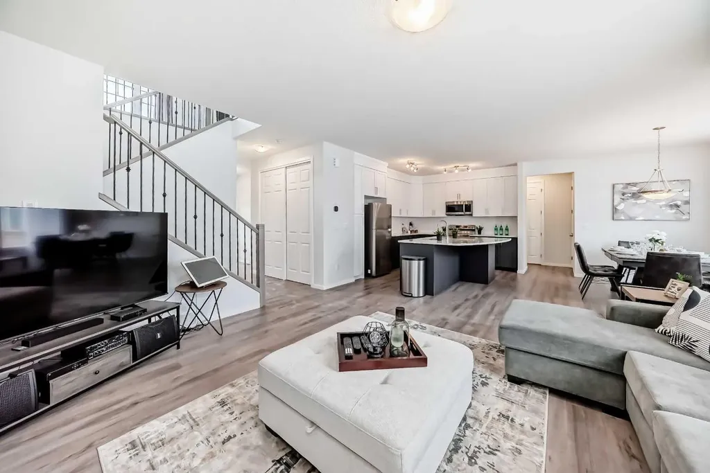 26 Carringwood Street NW Calgary AB T3P 2A8