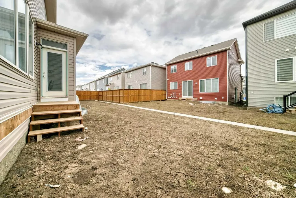 26 Carringwood Street NW Calgary AB T3P 2A8