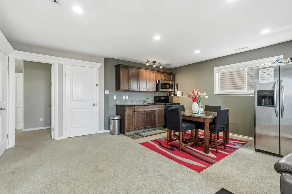 432 Firelight Point W Lethbridge AB T1J5B4