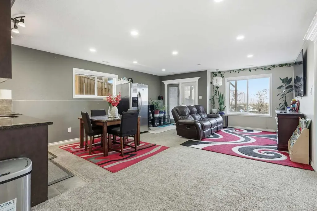 432 Firelight Point W Lethbridge AB T1J5B4