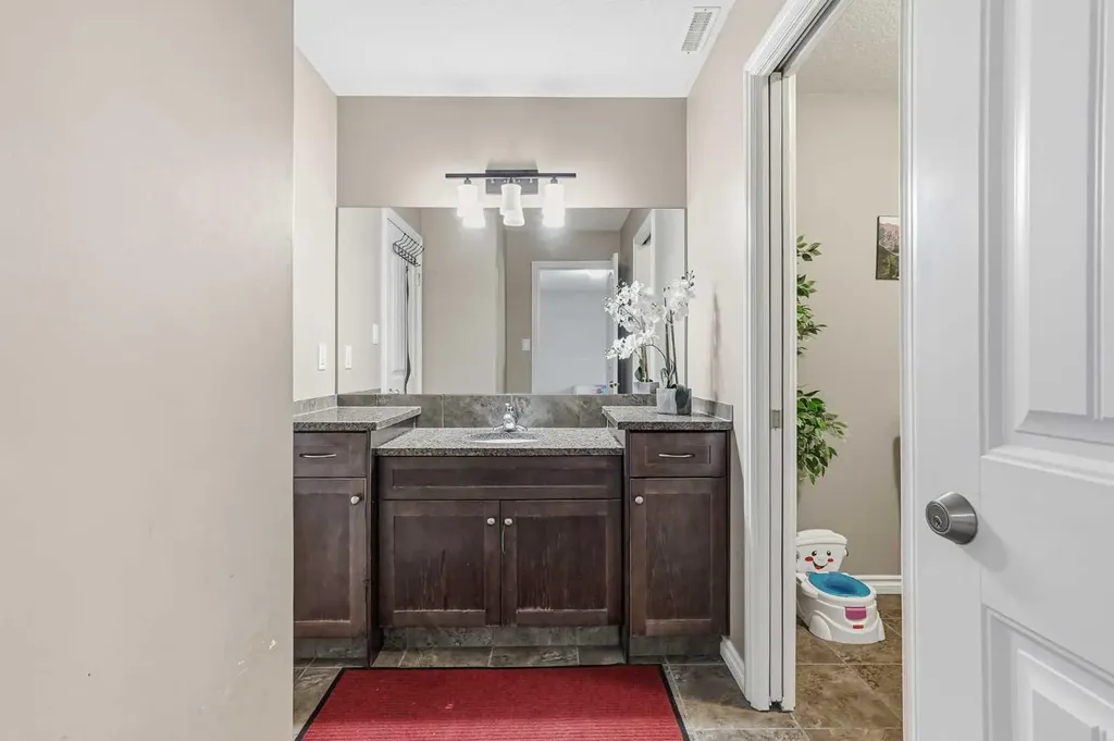 432 Firelight Point W Lethbridge AB T1J5B4