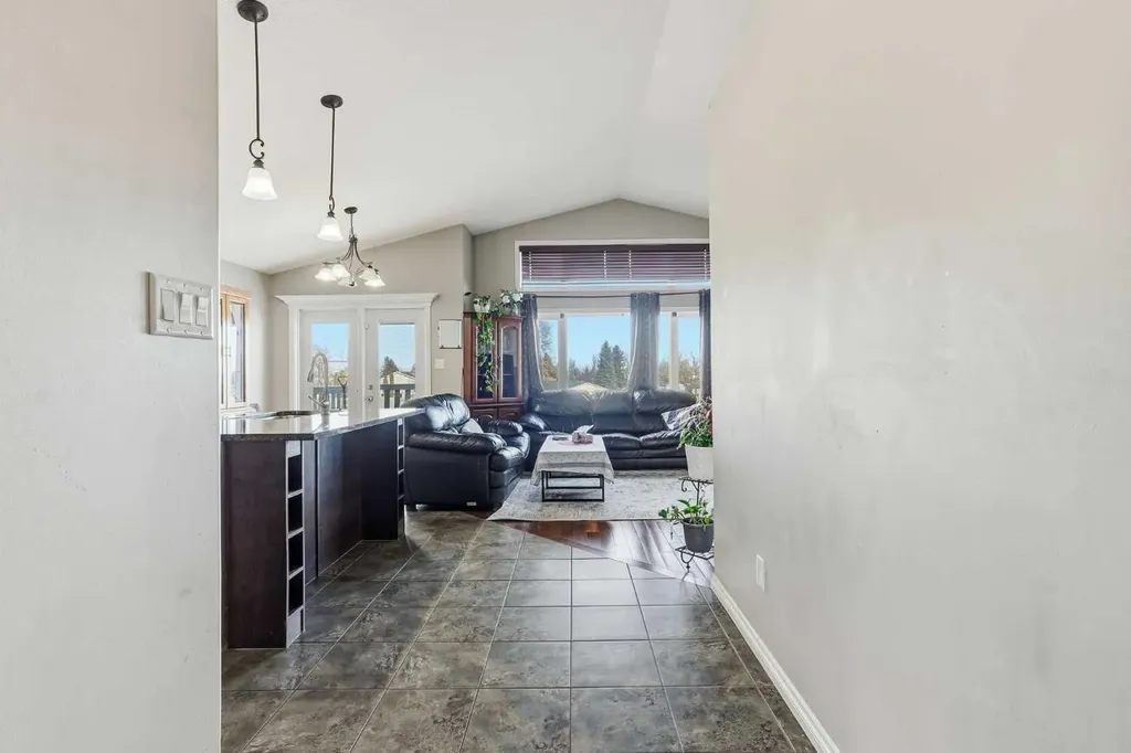 432 Firelight Point W Lethbridge AB T1J5B4