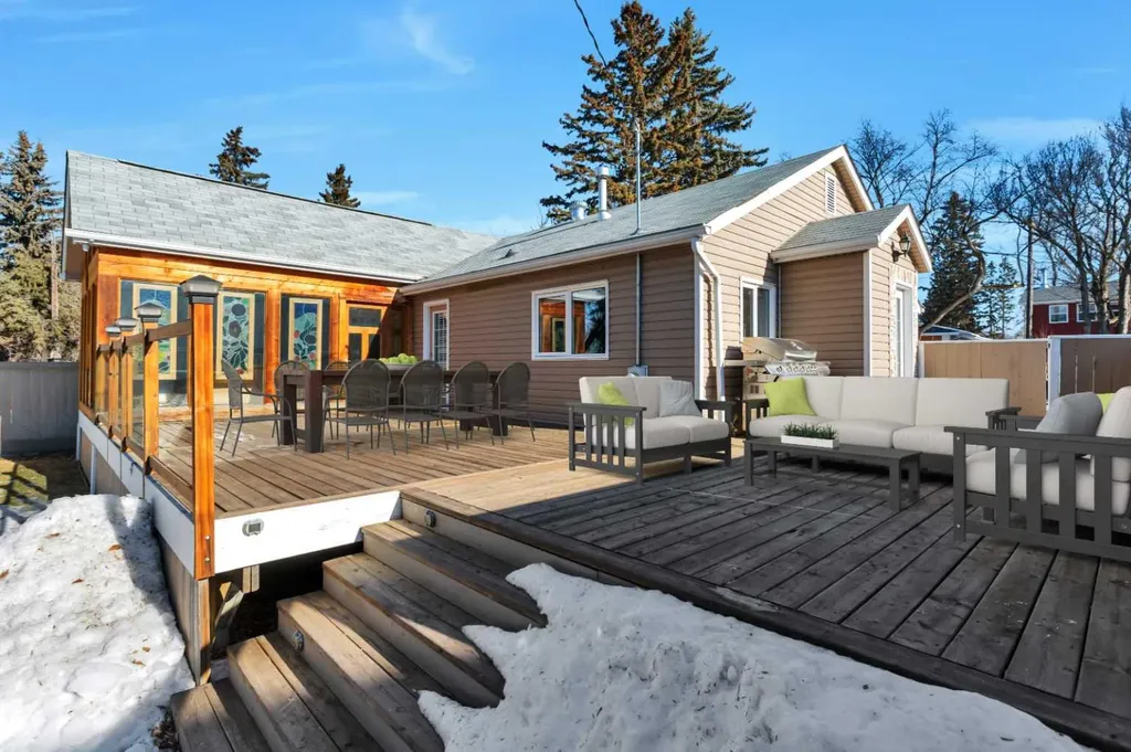 3742 44 Avenue Red Deer AB T4N 3H5