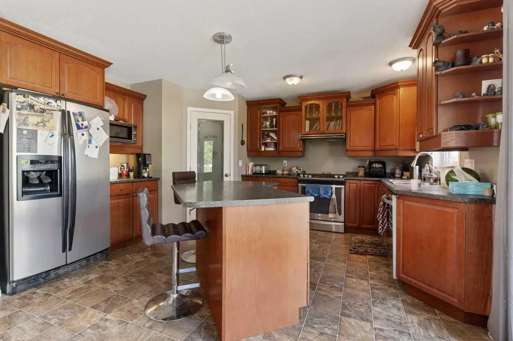 43440 Range Road 113 Rural Flagstaff County AB T0B 2V0