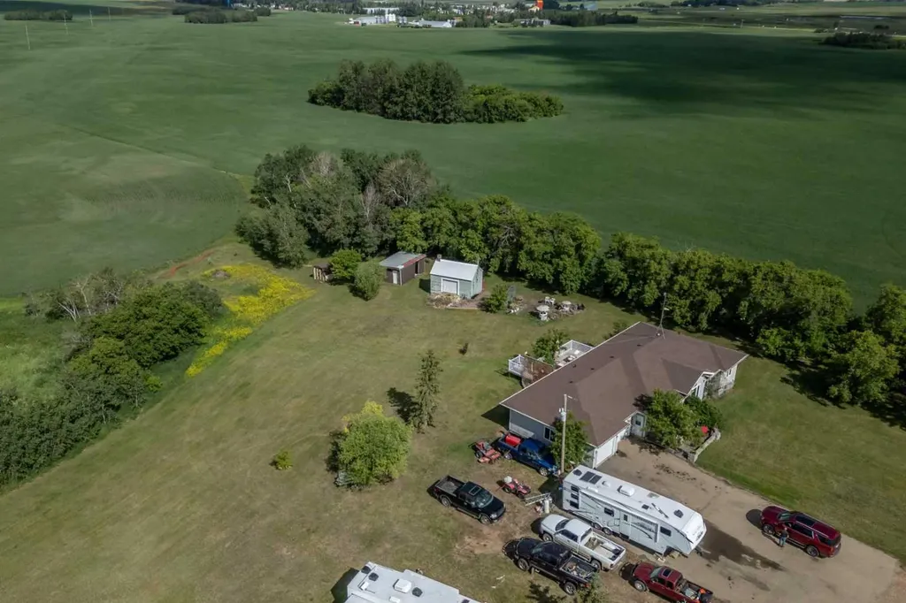 43440 Range Road 113 Rural Flagstaff County AB T0B 2V0