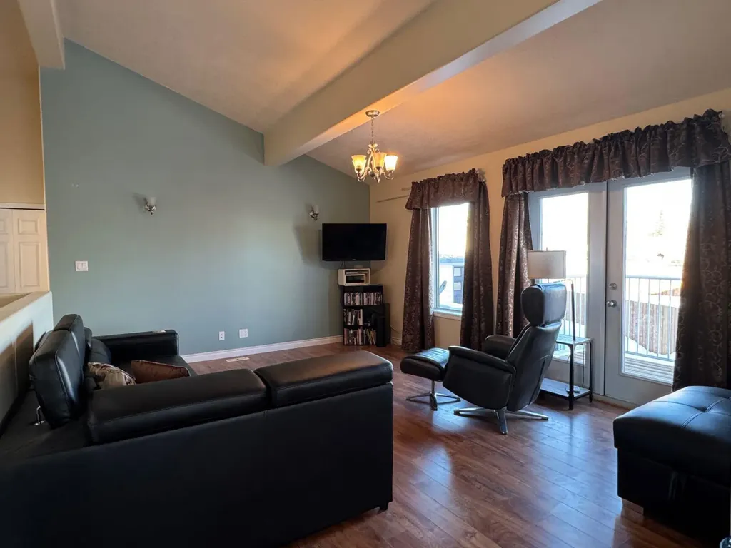 11404 105 Avenue Fairview AB T0H 1L0