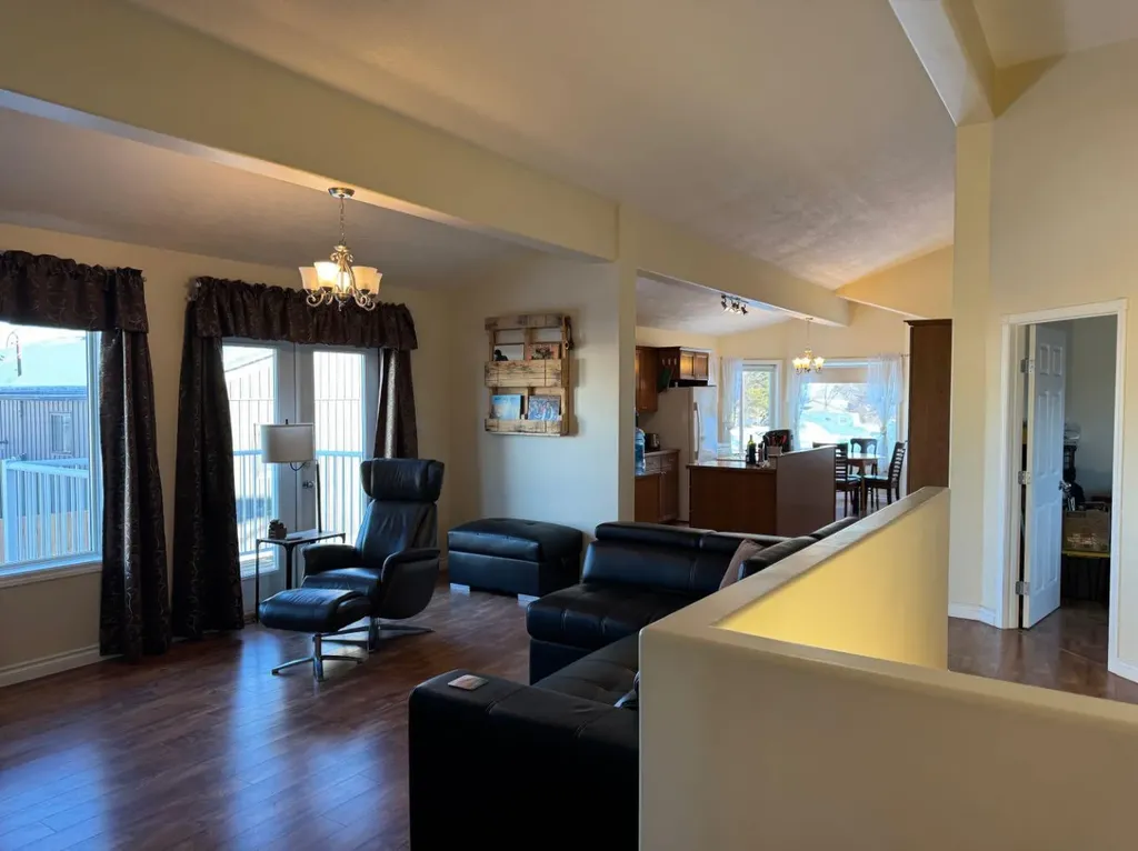 11404 105 Avenue Fairview AB T0H 1L0