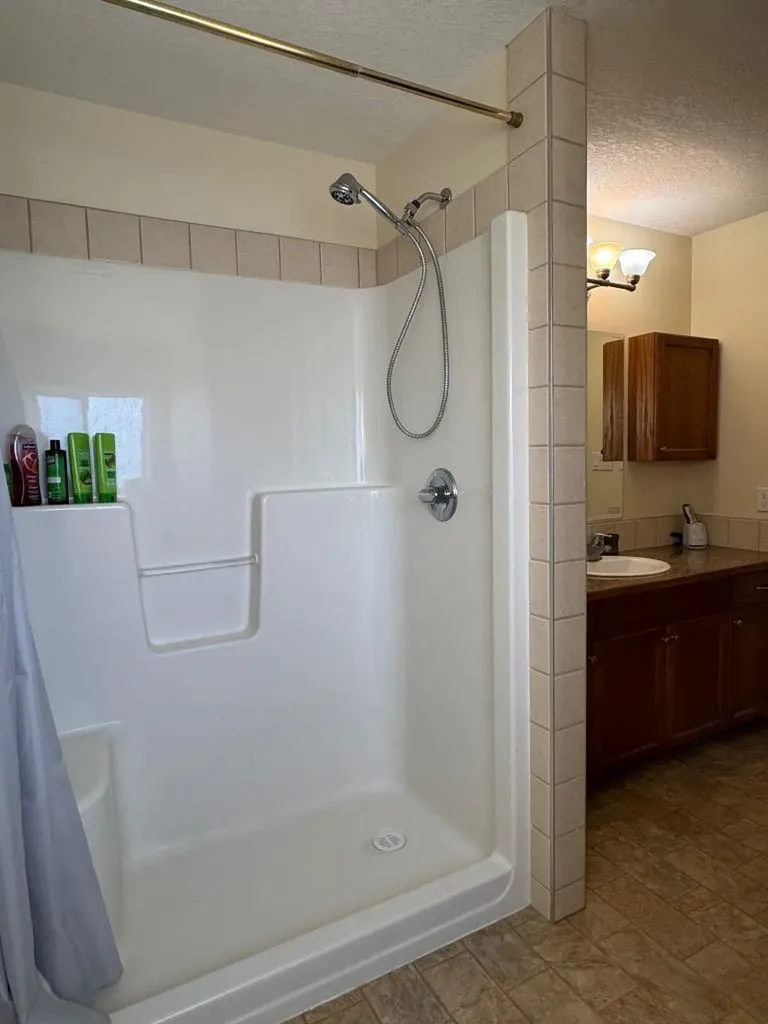 11404 105 Avenue Fairview AB T0H 1L0