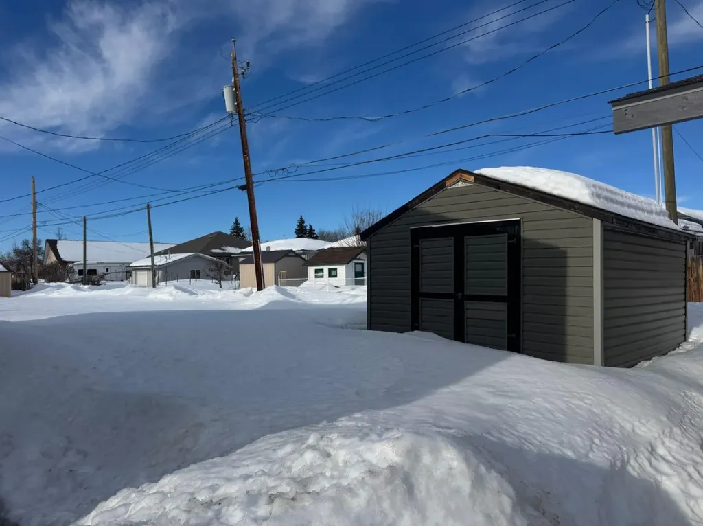11404 105 Avenue Fairview AB T0H 1L0