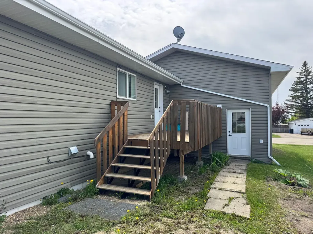 11404 105 Avenue Fairview AB T0H 1L0