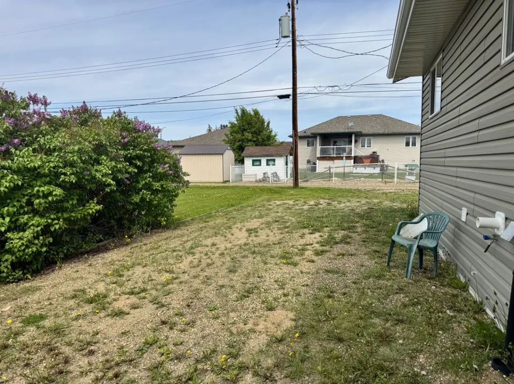 11404 105 Avenue Fairview AB T0H 1L0