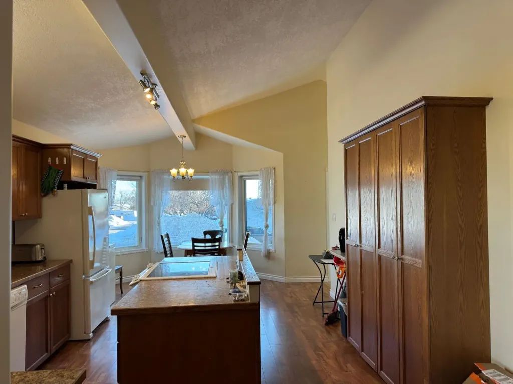 11404 105 Avenue Fairview AB T0H 1L0