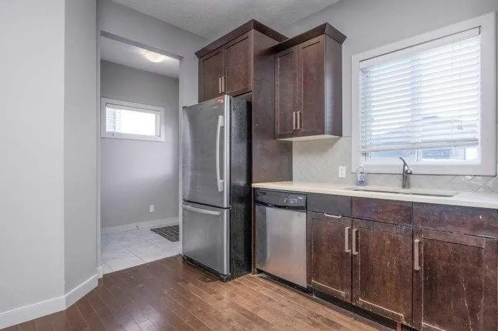 226 Redstone Drive NE Calgary AB T3N 1B5