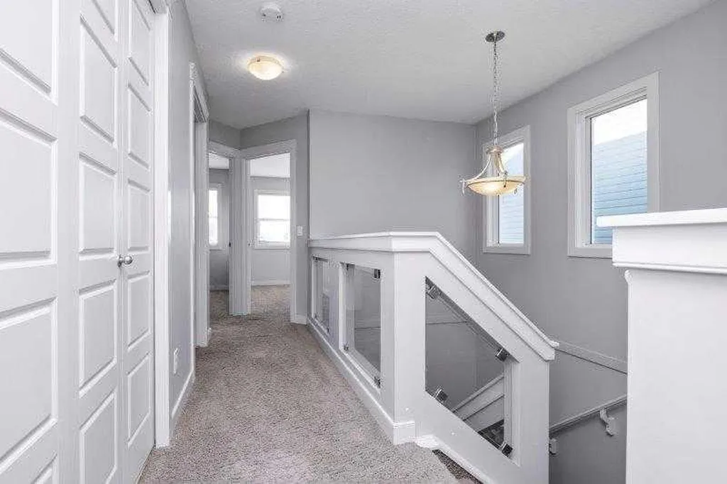 226 Redstone Drive NE Calgary AB T3N 1B5