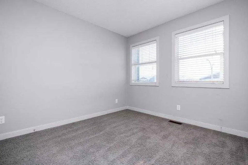 226 Redstone Drive NE Calgary AB T3N 1B5